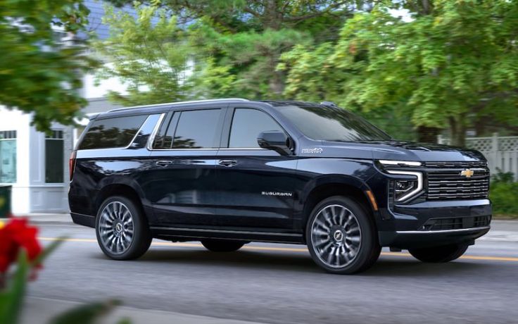 Suburban blindada negra de lujo en Ciudad de México, servicio ejecutivo Golden Drive